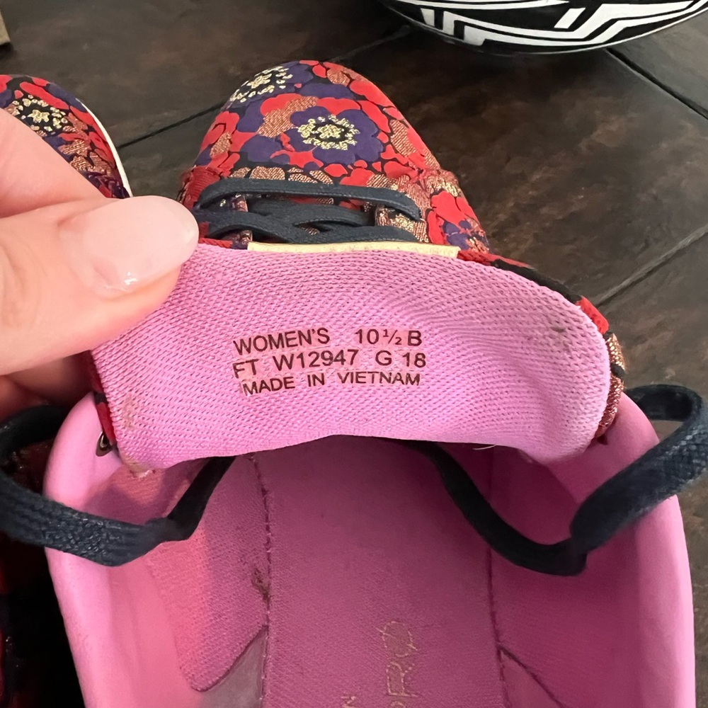 Cole Haan GrandPro Tennis Shoes Floral Brocade Gold Pink Women’s 10.5 - Picture 4 of 4